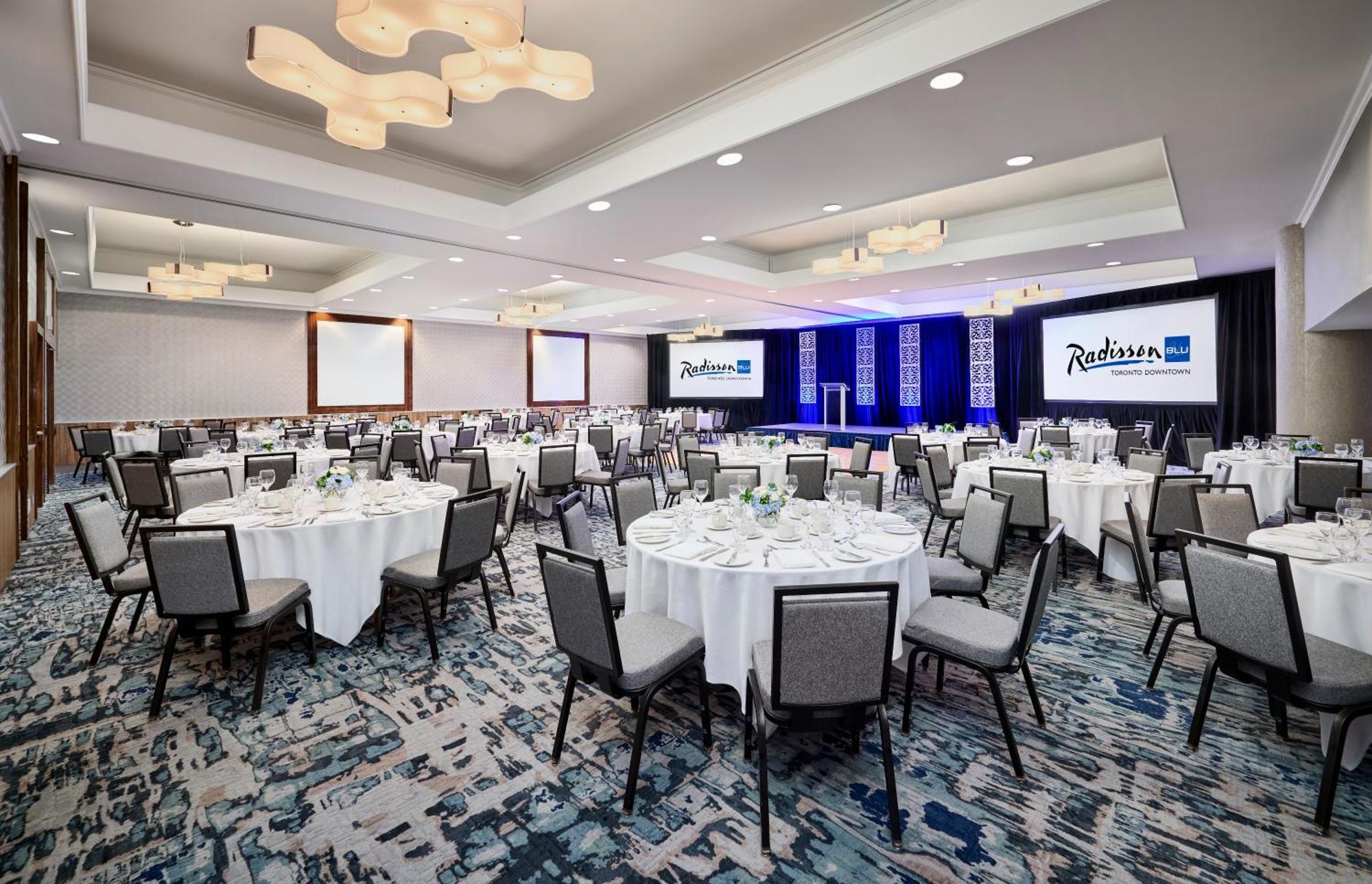 Radisson Blu Toronto Downtown Hotel Kültér fotó